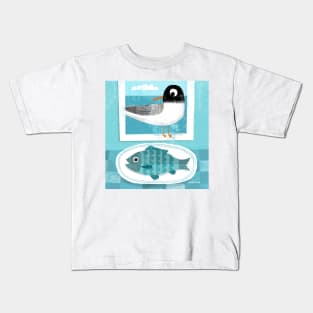 Black Headed Gull with Fish Kids T-Shirt